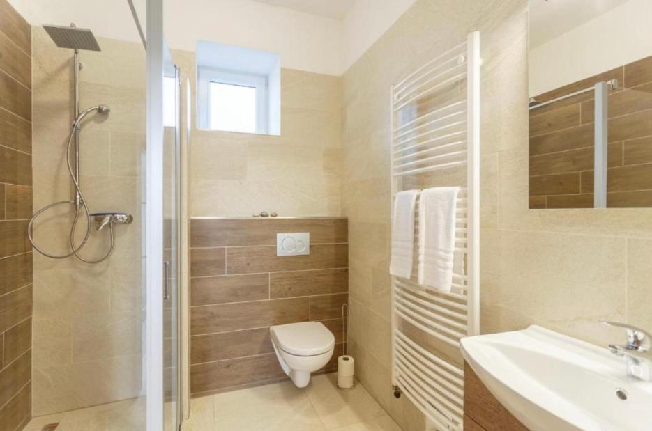 Brezova  Tilia Apartments Brezova מראה חיצוני תמונה